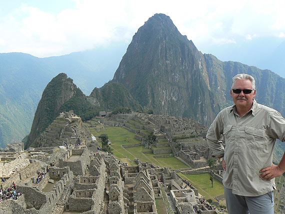 „Grecja jest dla mnie jak żona,  Ameryka Południowa jak kochanka”- członek South American Explorers, odkrywca prekolumbijskich ruin - Jarosław Molenda o sobie, swoich książkach, podróżach i pasjach