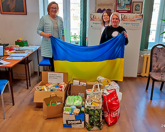 Krajowa Administracja Skarbowa pomaga Ukraińcom